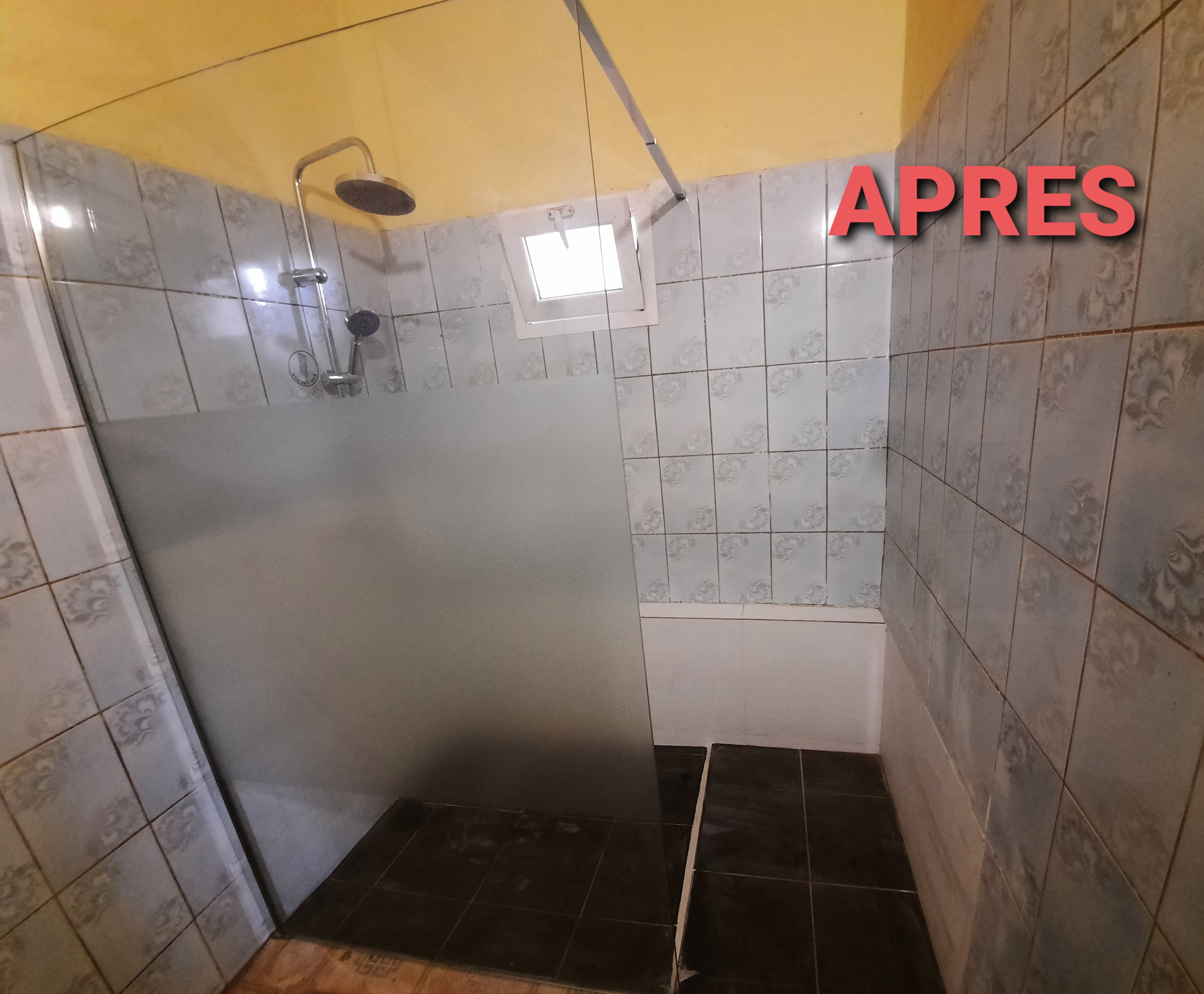 Rénovation salle de bain à M'tsangamouji